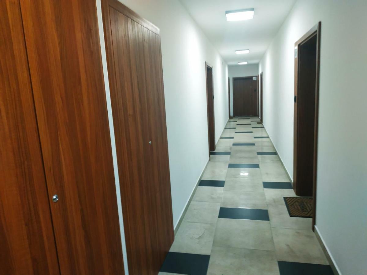 Oskar Apartament Centrum Pkp Minsk Mazowiecki Exterior photo